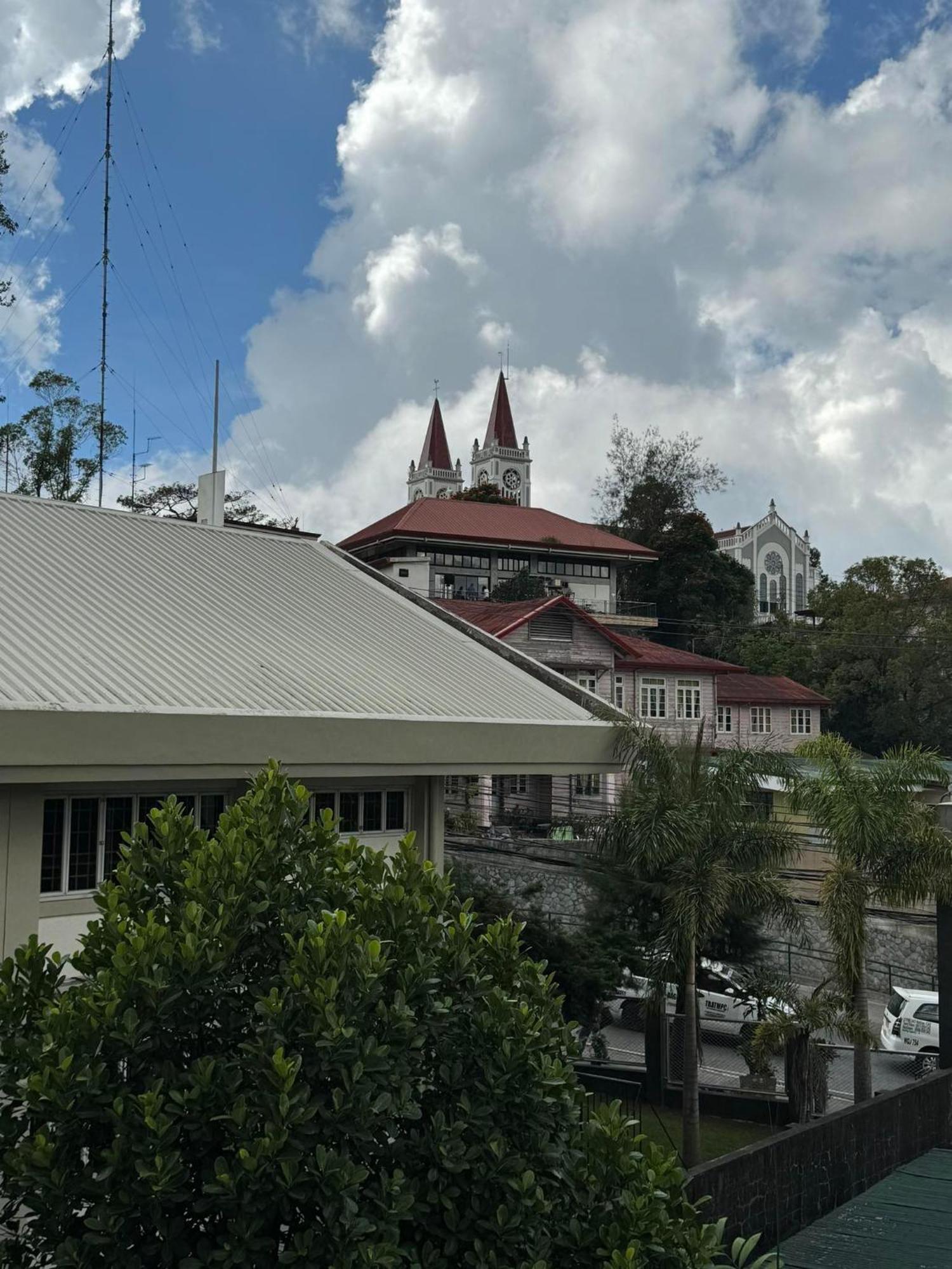 Susana'S Baguio Condotel Baguio City Eksteriør bilde
